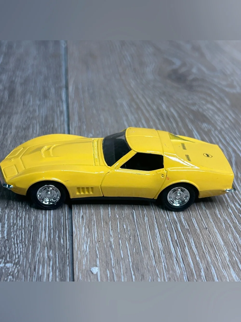 Vintage Solido 1968 Chevrolet Corvette C3 Stingray – Made in France (1:43 Scale)